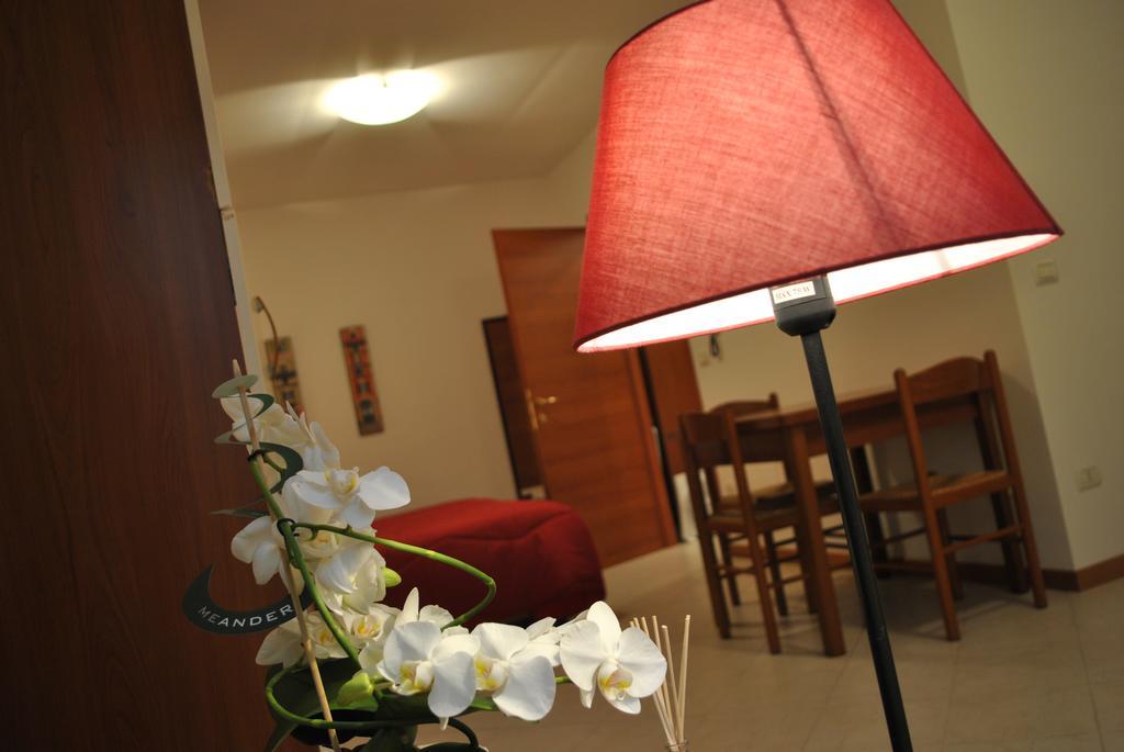 Appartamenti Del Borgo Garda  Exterior foto